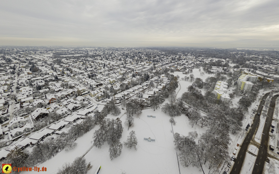04.12.2021 - Karl-Marx-Ring und Marx-Zentrum in Neuperlach